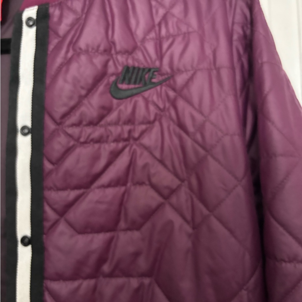Nike jacket - Picture 3 of 3